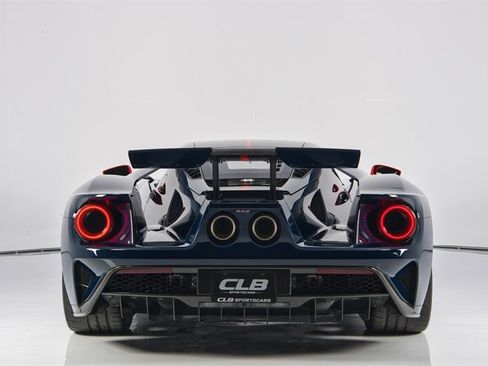 Used 2020 Ford GT Carbon Series RWD image 9