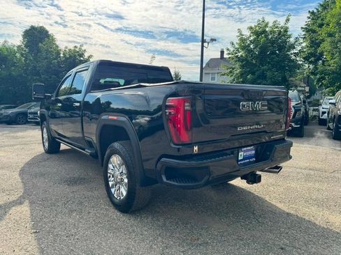 Used 2024 GMC Sierra 3500 Denali w/ Denali Reserve Package AWD/4WD image 4