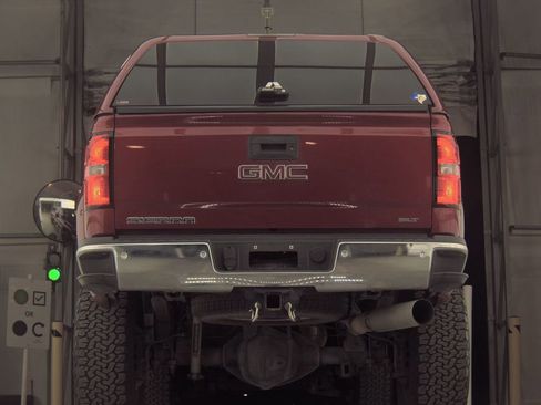 Used 2019 GMC Sierra 2500 SLT w/ Duramax Plus Package image 7