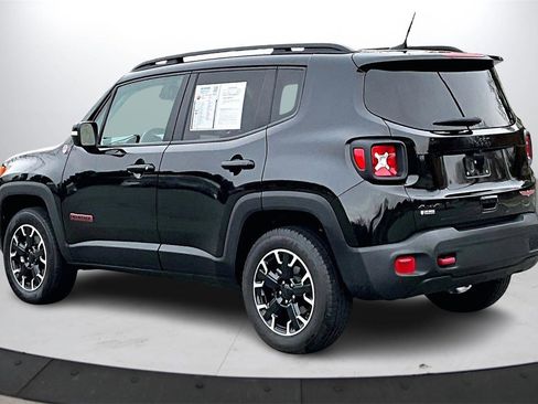 Certified 2023 Jeep Renegade Trailhawk image 7