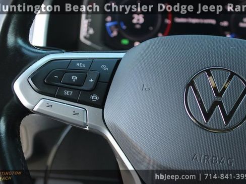 Used 2020 Volkswagen Atlas Cross Sport SEL image 23
