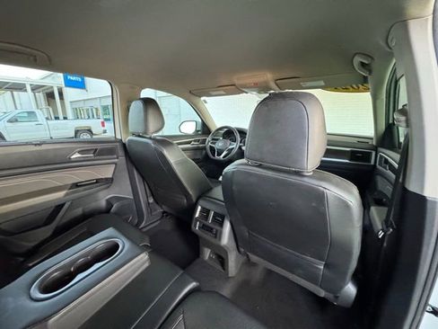 Used 2021 Volkswagen Atlas SE image 27