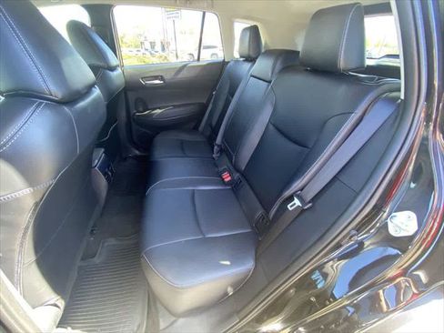 Certified 2022 Toyota Corolla Cross XLE w/ Black Badges Package (TMS) image 21