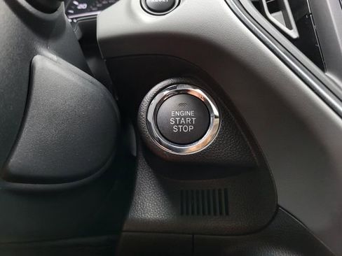 New 2025 Subaru Crosstrek 2.5i Limited w/ Crosstrek Mirror Package image 18