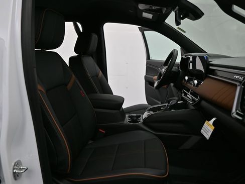 New 2026 GMC Canyon AT4 image 22