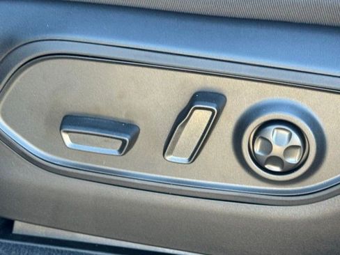 New 2026 Jeep Grand Cherokee Altitude AWD/4WD image 12