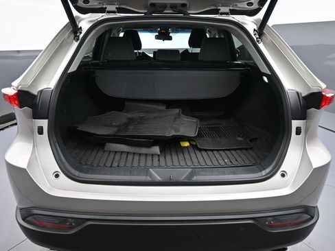 Certified 2023 Toyota Venza LE AWD/4WD image 21