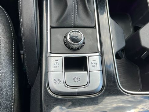 Used 2022 Kia Telluride EX w/ EX Premium Package image 34