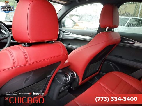 Used 2024 Alfa Romeo Stelvio Veloce AWD/4WD image 11