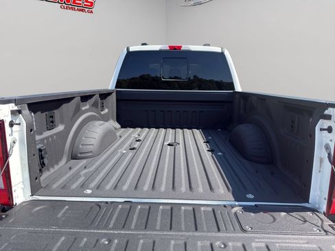 Used 2025 Ford F250 Platinum AWD/4WD image 9
