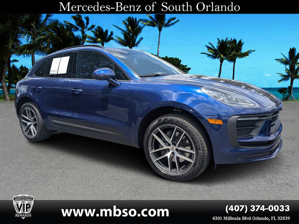 Used 2025 Porsche Macan AWD/4WD image 1