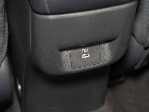 Used 2025 Nissan Versa SV image 20