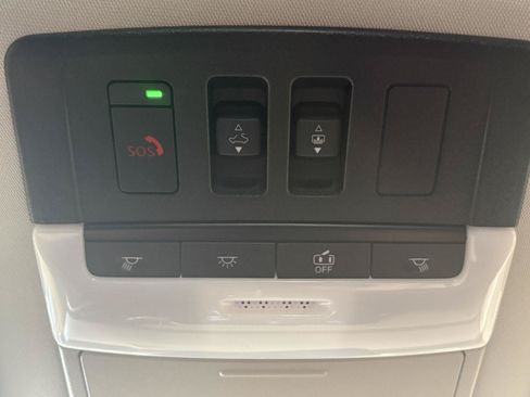 Used 2025 Nissan Pathfinder Platinum w/ Cargo Package AWD/4WD image 34