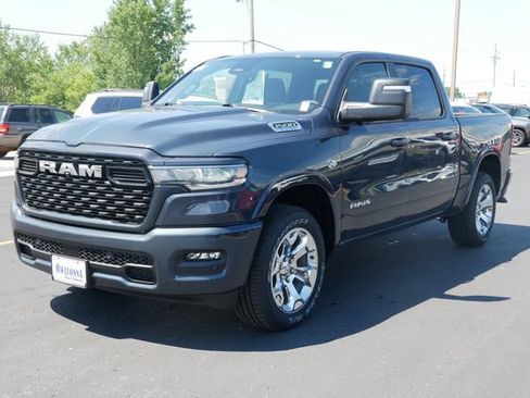 New 2026 RAM 1500 Big Horn AWD/4WD image 3
