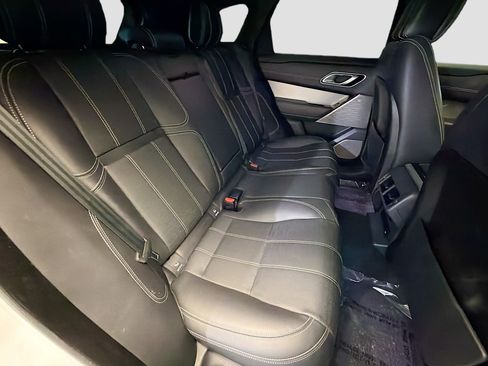 Used 2020 Land Rover Range Rover Velar R-Dynamic HSE image 14