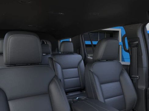 New 2026 Chevrolet Traverse LT FWD image 24