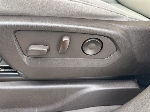 Used 2022 Chevrolet Tahoe Z71 image 19