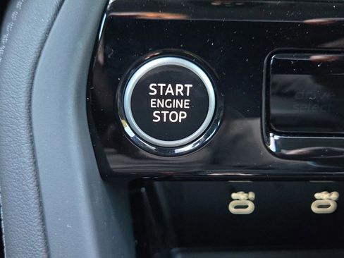 New 2025 Audi Q5 Premium image 19