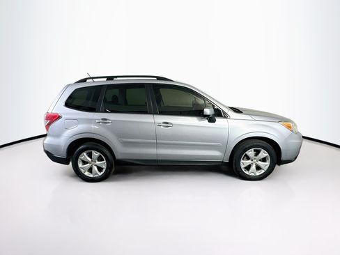 Used 2015 Subaru Forester 2.5i Premium AWD/4WD image 10