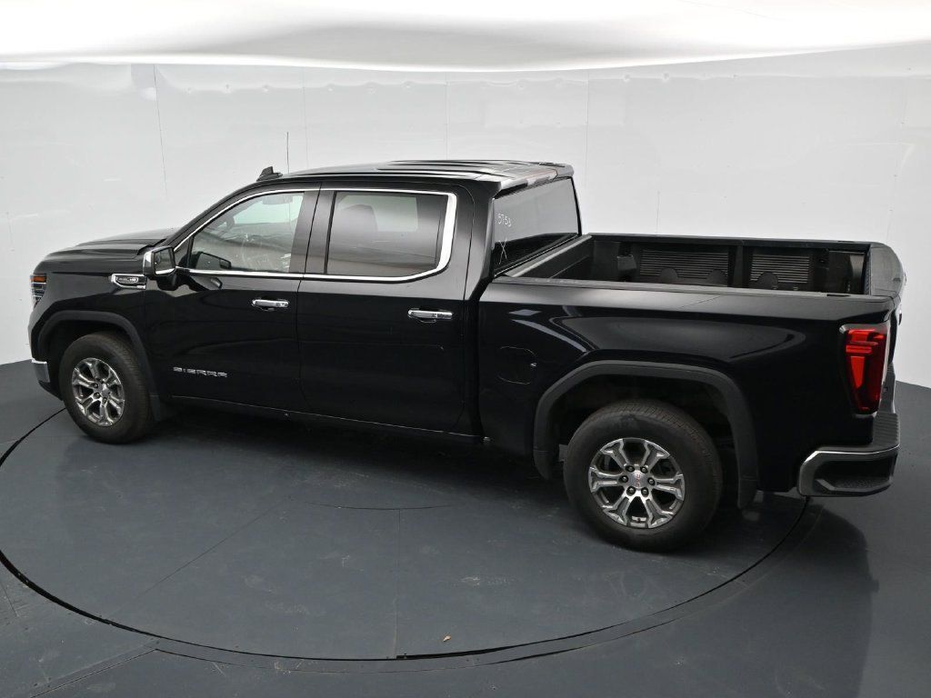 Used 2025 GMC Sierra 1500 SLT RWD image 21