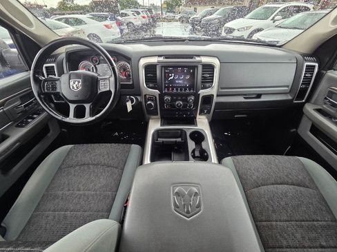 Used 2020 RAM 1500 Classic SLT w/ Luxury Group RWD image 20