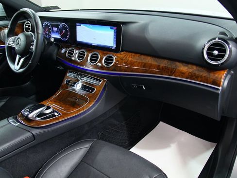 Certified 2020 Mercedes-Benz E 350 4MATIC Sedan image 20