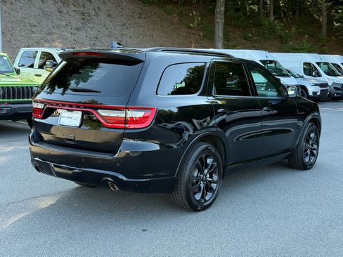Used 2024 Dodge Durango R/T RWD image 5