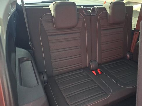 Used 2024 Volkswagen Tiguan S image 11