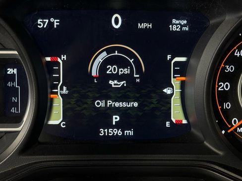 Used 2025 Jeep Wrangler Unlimited Rubicon image 16