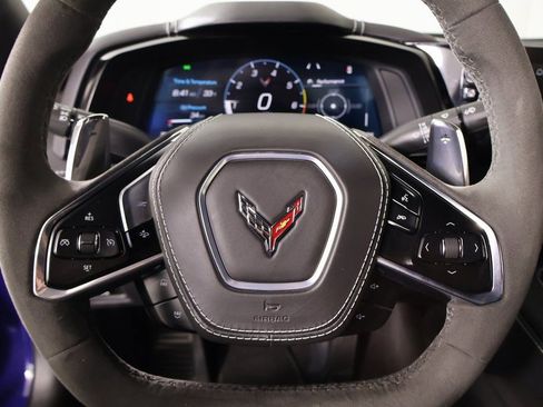 Used 2025 Chevrolet Corvette Stingray Coupe w/ 1LT image 3