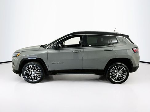 Used 2023 Jeep Compass Limited w/ Elite Group AWD/4WD image 8