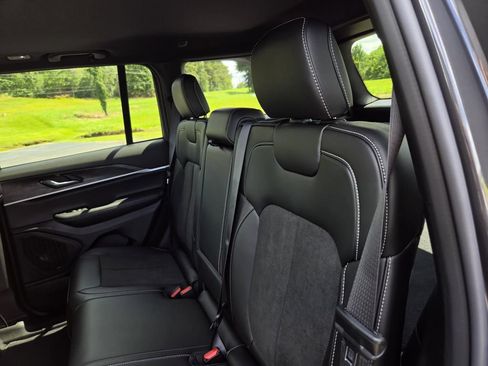 New 2026 Jeep Grand Cherokee Altitude RWD image 28