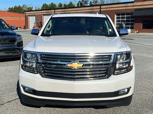 Used 2016 Chevrolet Suburban LTZ image 2