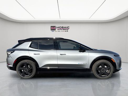 New 2026 Chevrolet Equinox EV RS w/ Convenience Package II image 8