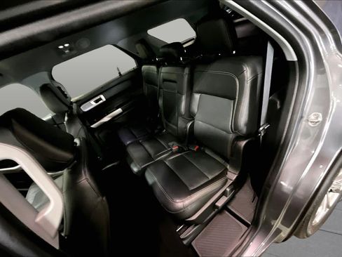 Used 2022 Ford Explorer Limited AWD/4WD image 21