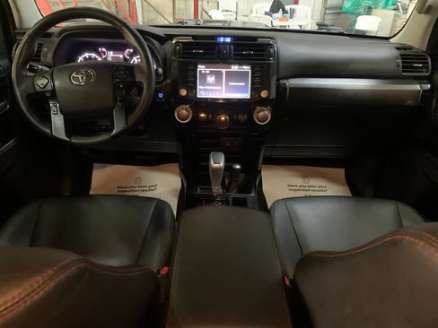 Used 2021 Toyota 4Runner TRD Off-Road Premium w/ Moonroof Package AWD/4WD image 16
