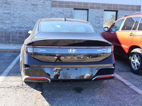 Certified 2024 Hyundai Sonata SEL w/ Convenience Package image 18