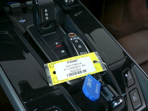 Certified 2025 Porsche 911 Carrera S image 27