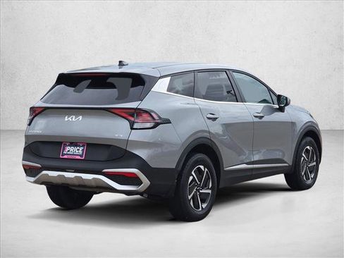 Used 2023 Kia Sportage LX AWD/4WD image 5