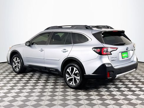Used 2022 Subaru Outback Limited AWD/4WD image 6