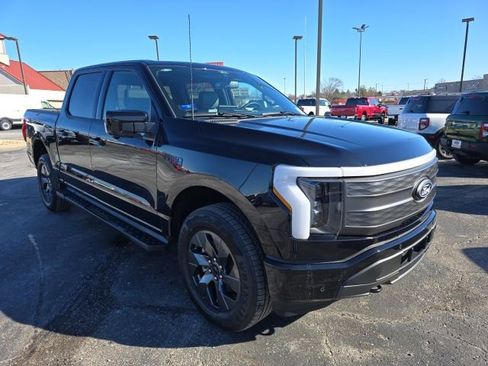 New 2025 Ford F150 Lightning Lariat image 7