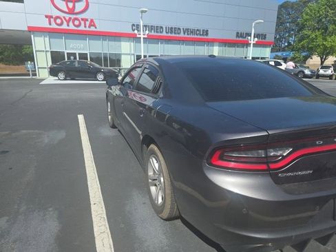 Used 2020 Dodge Charger SXT RWD image 20