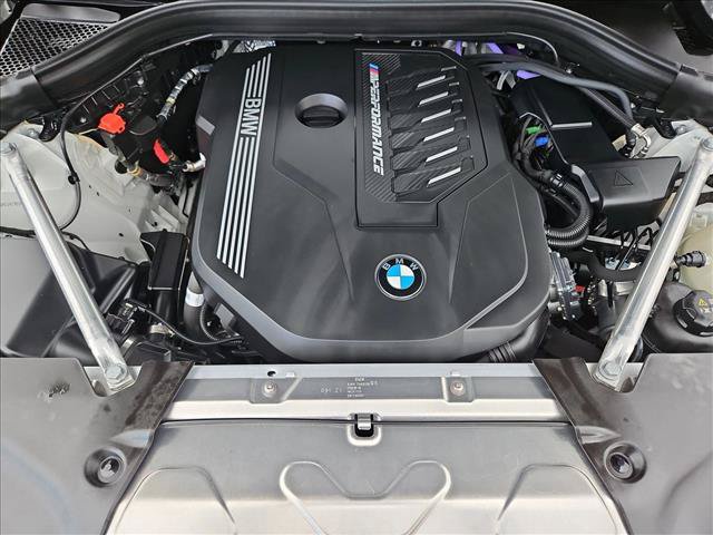 Used 2025 BMW X4 M40i AWD/4WD image 23