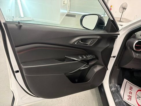 New 2026 Chevrolet Trax RS w/ Sunroof Package FWD image 12