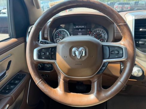 Used 2019 RAM 1500 Laramie AWD/4WD image 23