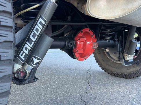 Used 2018 Jeep Wrangler Unlimited Sport S image 18