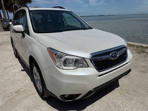 Used 2014 Subaru Forester 2.5i Touring AWD/4WD image 8