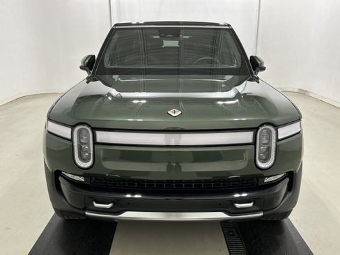 Used 2024 Rivian R1S Adventure AWD/4WD image 8