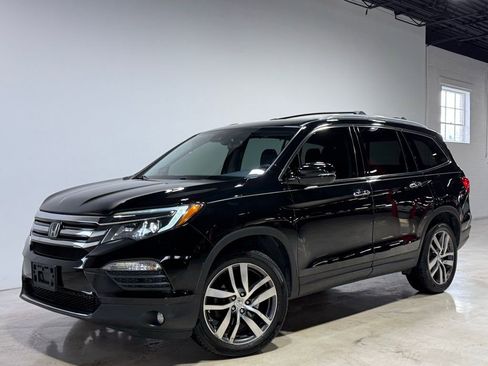 Used 2017 Honda Pilot Elite image 1