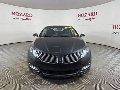 Used 2013 Lincoln MKZ image 2